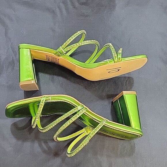 BRAND NEW UNILODY MULTI-STRAP SLIP-ON SQUARE TOE BLOCK  HEEL SANDAL - Picture 11 of 16